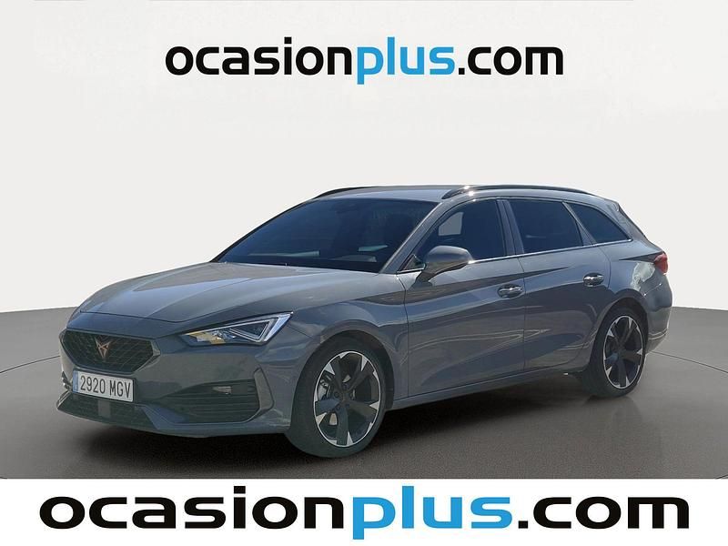 Używany Cupra Leon 150 KM (110 kW) 2023 Szary Minivan