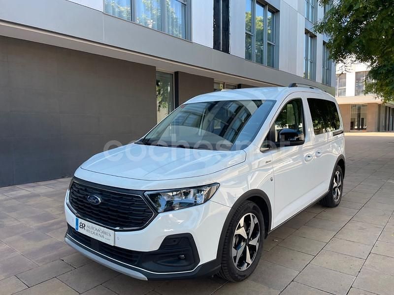 Blanco Usado 2023 Ford Tourneo Connect Active Monovolumen | 26.850 € (Precio justo) - Imagen 1/4