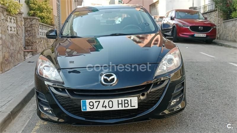 Käytetty Mazda 3 Style 109 HP (80 kW) 2011 Musta Sedan