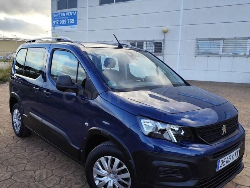 Usado Peugeot Rifter Access 100 CV (73 kW) 2019 Azul Monovolumen