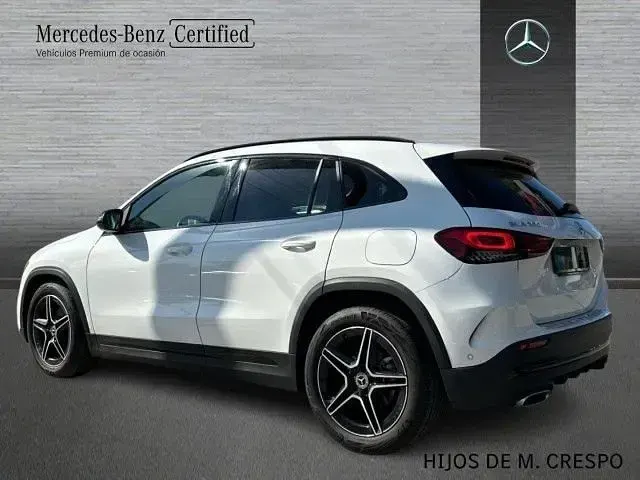 Usado Mercedes GLA200 163 CV (119 kW) 2022 Blanco polar SUV