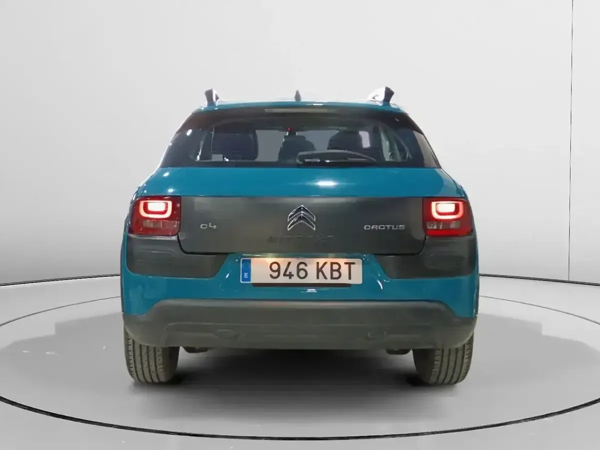 Usado Citroën C4 Cactus Feel 110 CV (80 kW) 2017 Azul Utilitario