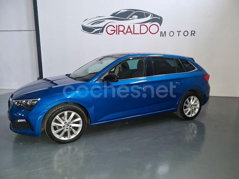 Usado Skoda Scala Sport 115 CV (84 kW) 2020 Azul Utilitario