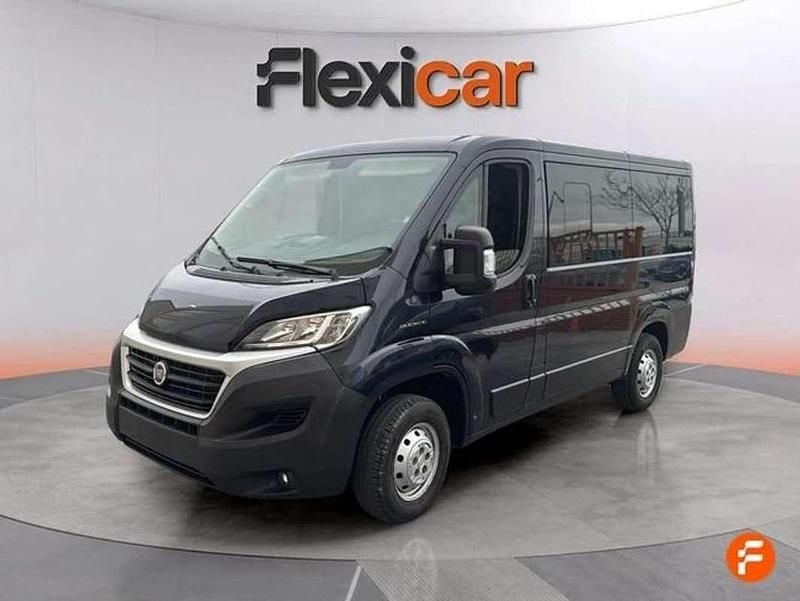 Usado Fiat Ducato 150 CV (110 kW) 2018 Azul Van