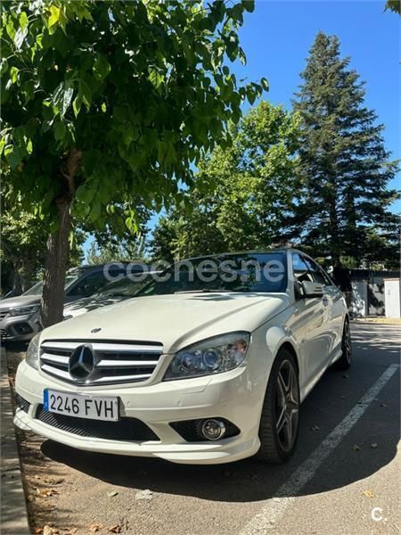 Blanco Usado 2007 Mercedes C350 Avantgarde Berlina | 11.900 € (Precio justo) - Imagen 1/4