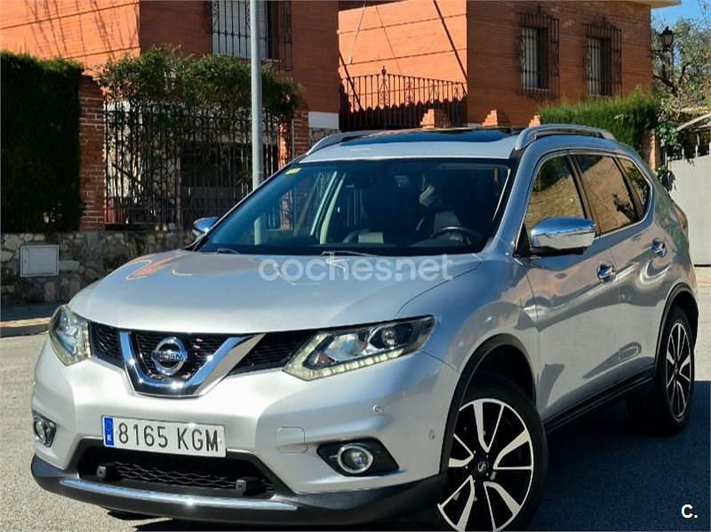 Usado Nissan X-Trail N-Connecta 130 CV (95 kW) 2018 Gris / plata SUV