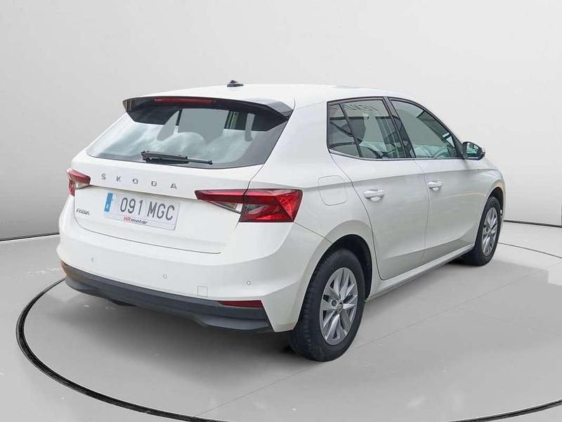 Usado Skoda Fabia Ambition 95 CV (69 kW) 2023 Blanco Utilitario