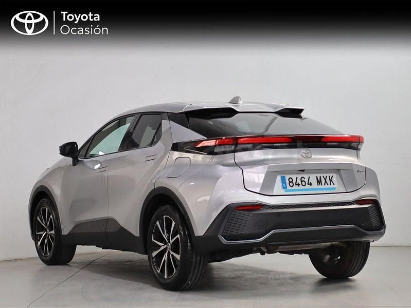 Usado Toyota C-HR Advance 140 CV (102 kW) 2024 Gris / plata SUV
