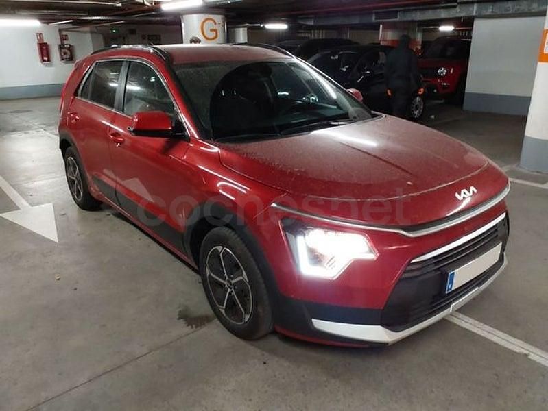 Rojo Usado 2023 Kia Niro SUV | 22.900 € (Precio justo) - Imagen 1/4