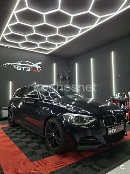 Negro Usado 2015 BMW M135 Utilitario | 23.500 € (Precio justo) - Imagen 1/4