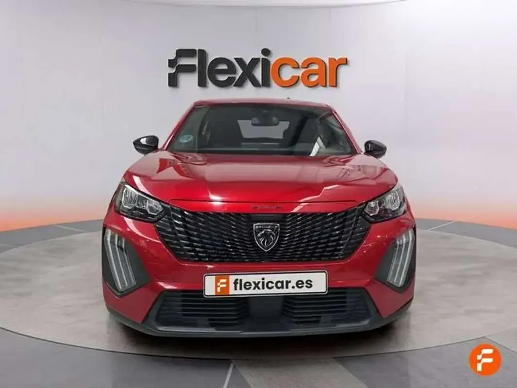 Usado Peugeot 2008 Active 101 CV (74 kW) 2023 Rojo SUV