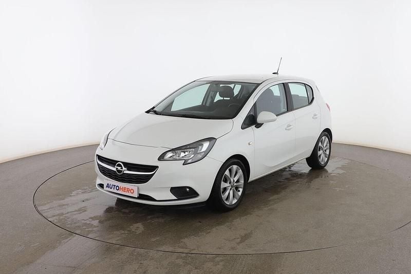Blanco Usado 2018 Opel Corsa Selective Utilitario | 9699 € (Precio justo) - Imagen 1/3