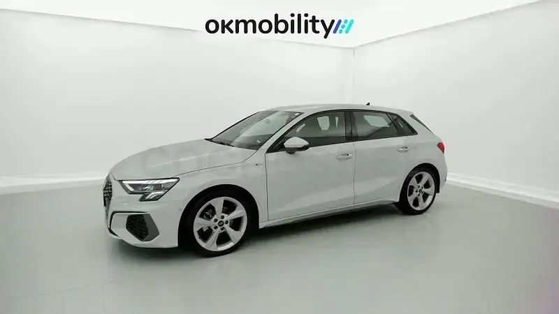 Usado Audi A3 S-Line 150 CV (110 kW) 2024 Blanco Berlina