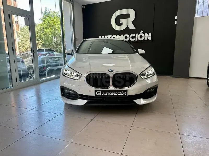 Usado BMW 118 150 CV (110 kW) 2020 Blanco Utilitario