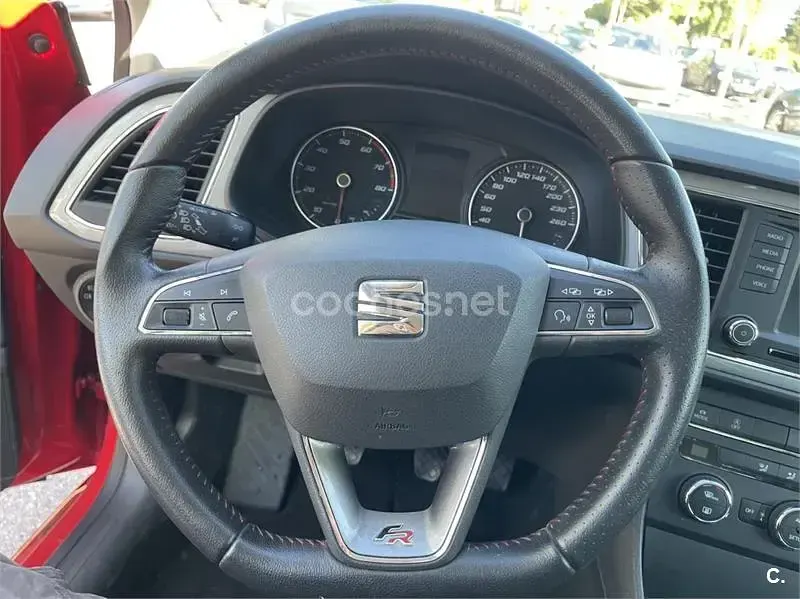 Usado Seat Leon SC FR 122 CV (89 kW) 2014 Rojo Utilitario