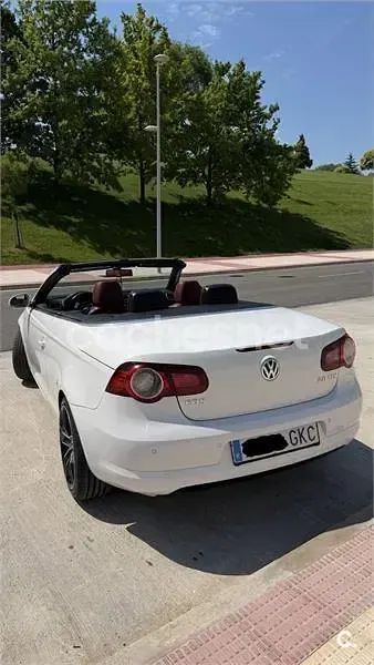 Usado VW Eos 140 CV (102 kW) 2007 Blanco Descapotable