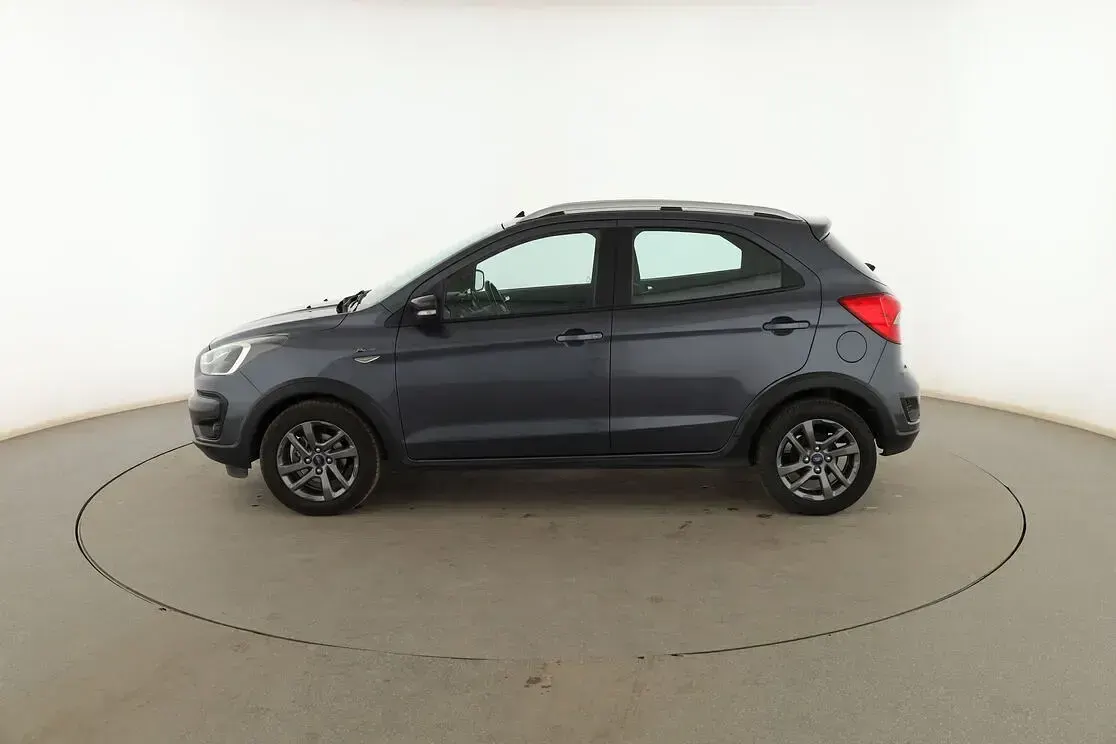 Usado Ford Ka Plus Active 86 CV (63 kW) 2019 Gris Utilitario
