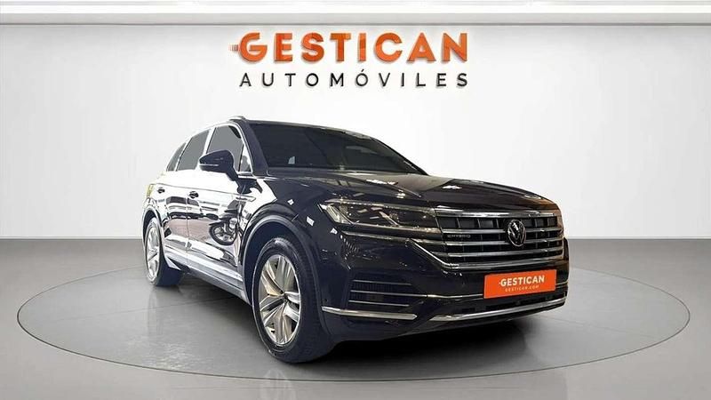Usado VW Touareg 385 CV (283 kW) 2021 Negro SUV