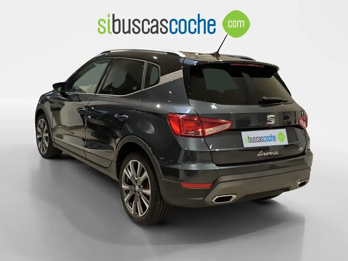 Usado Seat Arona FR 115 CV (84 kW) 2025 Gris/plata SUV