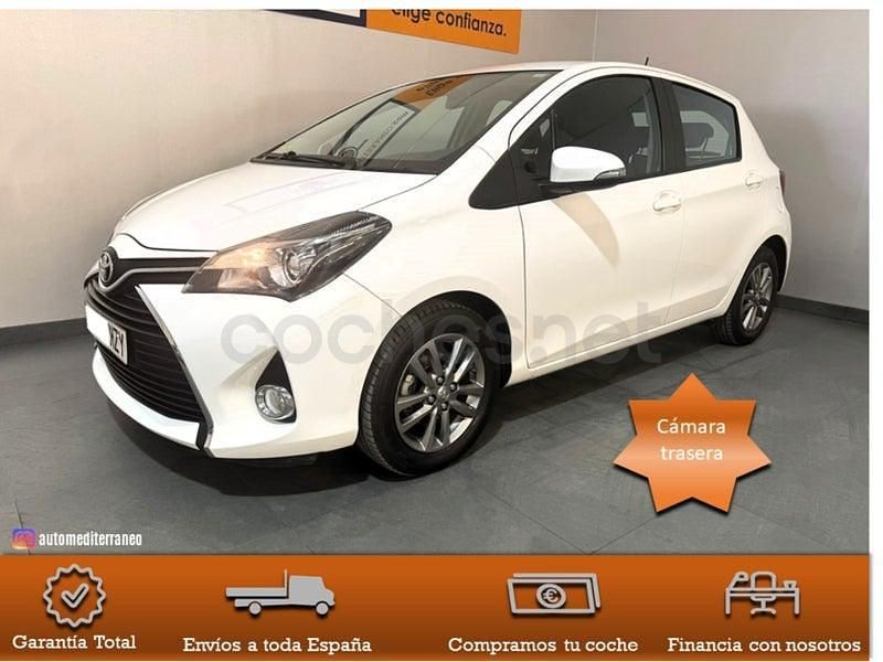 Usado Toyota Yaris Active 90 CV (66 kW) 2014 Blanco Berlina