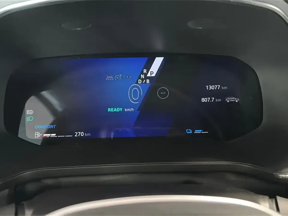 Usado Renault Symbioz Techno 145 CV (106 kW) 2025 Rojo SUV