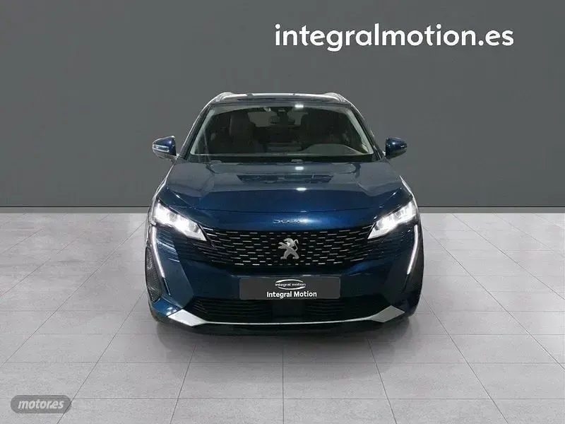 Usado Peugeot 3008 Allure 130 CV (95 kW) 2021 Azul SUV
