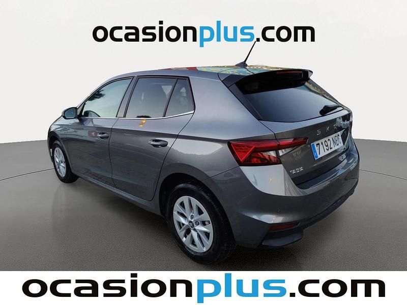 Usado Skoda Fabia Selection 116 CV (85 kW) 2025 Gris Utilitario
