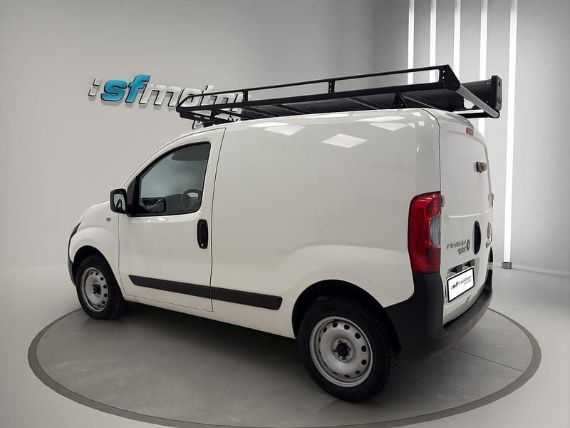 Usado Fiat Fiorino 77 CV (56 kW) 2020 Blanco metalizado Monovolumen