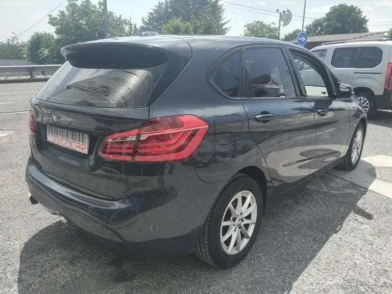Usado BMW 216 Active Tourer Comfort Edition 116 CV (85 kW) 2015 Gris / plata Monovolumen