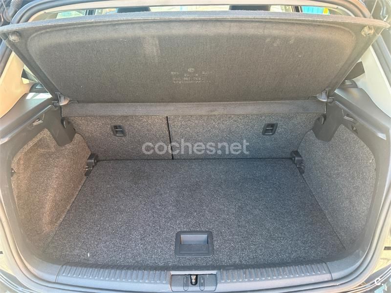 Negro Usado 2016 VW Polo Berlina | 9300 € (Buen precio) - Imagen 1/1
