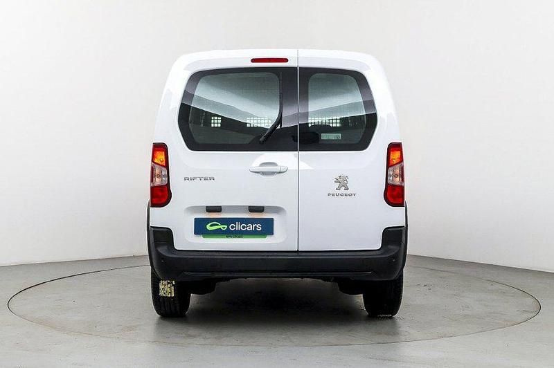 Usado Peugeot Rifter Business-Line 100 CV (73 kW) 2022 Blanco Monovolumen