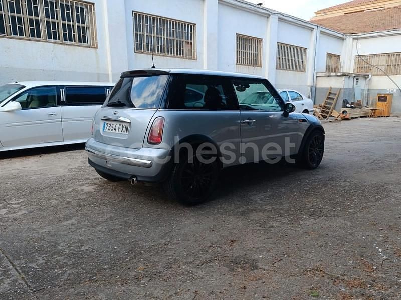 Usado Mini Cooper 115 CV (84 kW) 2004 Gris / plata Utilitario