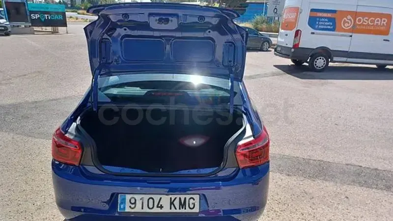 Usado Citroën C-Elysee I PureTech 82 CV (60 kW) 2018 Azul Berlina