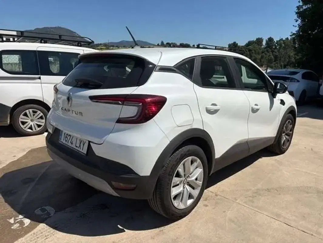 Usado Renault Captur Intens 140 CV (102 kW) 2022 Blanco SUV
