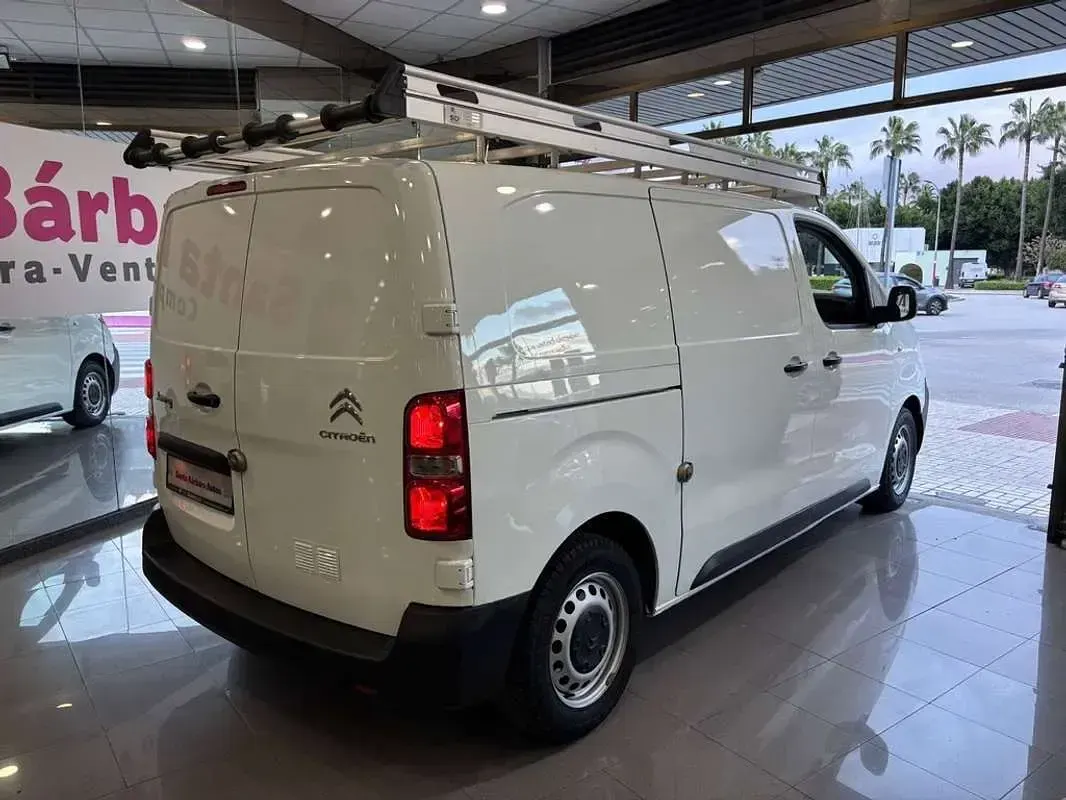 Usado Citroën Jumpy 102 CV (75 kW) 2020 Blanco Monovolumen