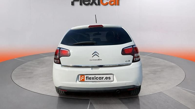 Usado Citroën C3 Feel 82 CV (60 kW) 2016 Blanco Berlina