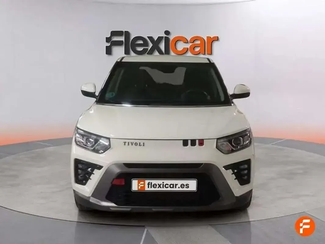 Usado SsangYong Tivoli Limited 163 CV (119 kW) 2024 Blanco SUV