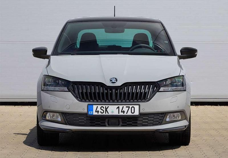 Usado Skoda Fabia Ambition 75 CV (55 kW) 2019 Rojo Utilitario