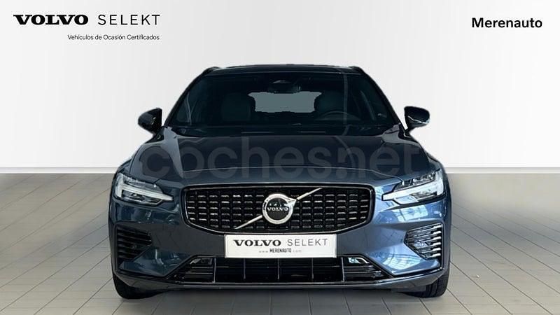 Usado Volvo V60 Plus 350 CV (257 kW) 2024 Azul Familiar