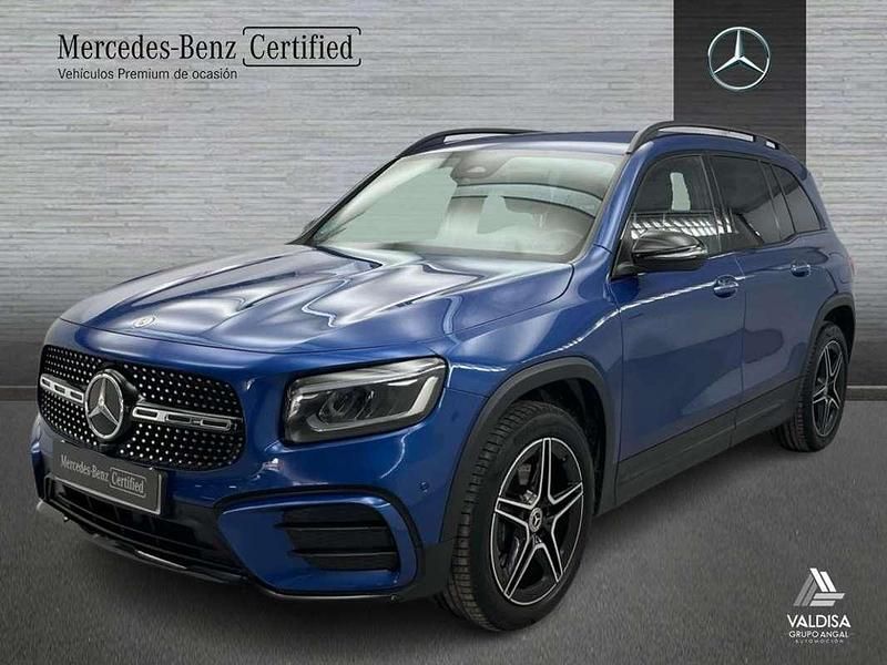 Usado Mercedes GLB200 AMG line 150 CV (110 kW) 2025 SUV