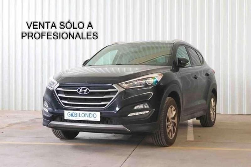 Usado Hyundai Tucson 132 HP (97 kW) 2015 Preto SUV