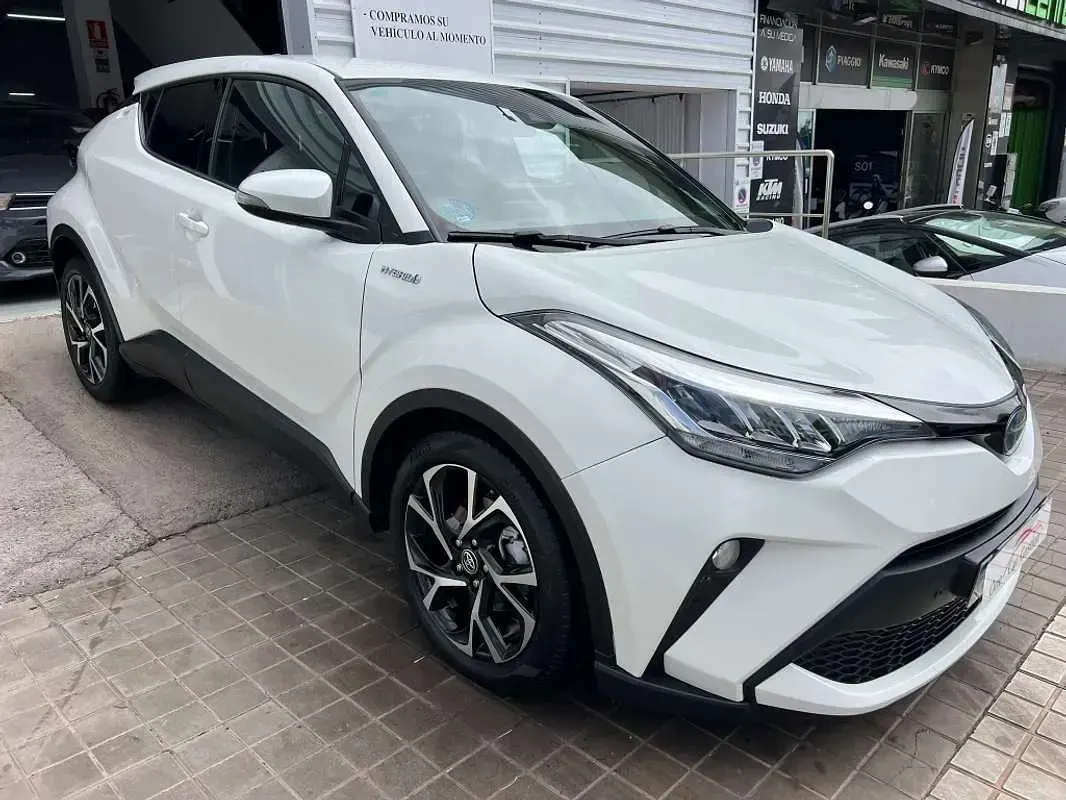 Usado Toyota C-HR Advance 184 CV (135 kW) 2022 Blanco SUV