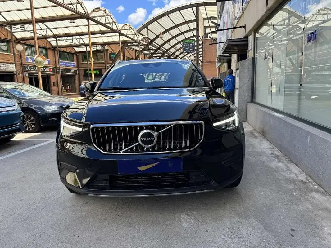 Usado Volvo XC40 Ultimate 262 HP (192 kW) 2023 Preto SUV