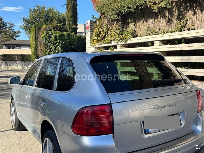 Usado Porsche Cayenne 250 CV (183 kW) 2006 Gris / plata SUV