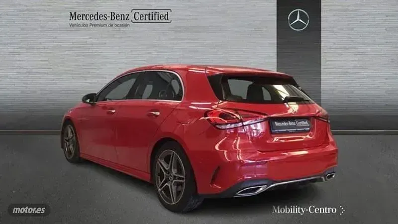 Usado Mercedes A180 136 CV (100 kW) 2019 Rojo Berlina