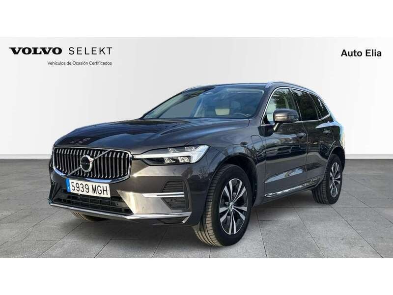 Usado Volvo XC60 Core 351 CV (258 kW) 2023 Gris SUV