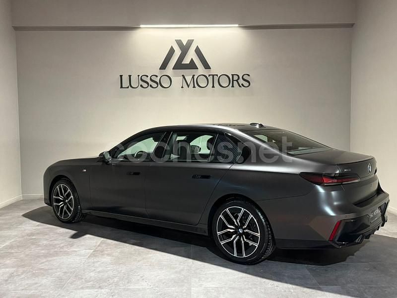 Usado BMW 740 Comfort Edition 299 CV (219 kW) 2024 Negro Berlina