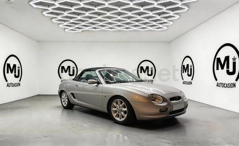 Usado MG F 120 CV (88 kW) 2001 Gris / plata Descapotable