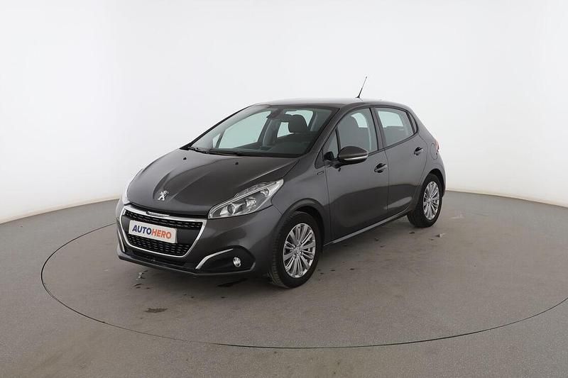 Gris Usado 2019 Peugeot 208 Signature Sky Utilitario | 9499 € (Precio justo) - Imagen 1/3