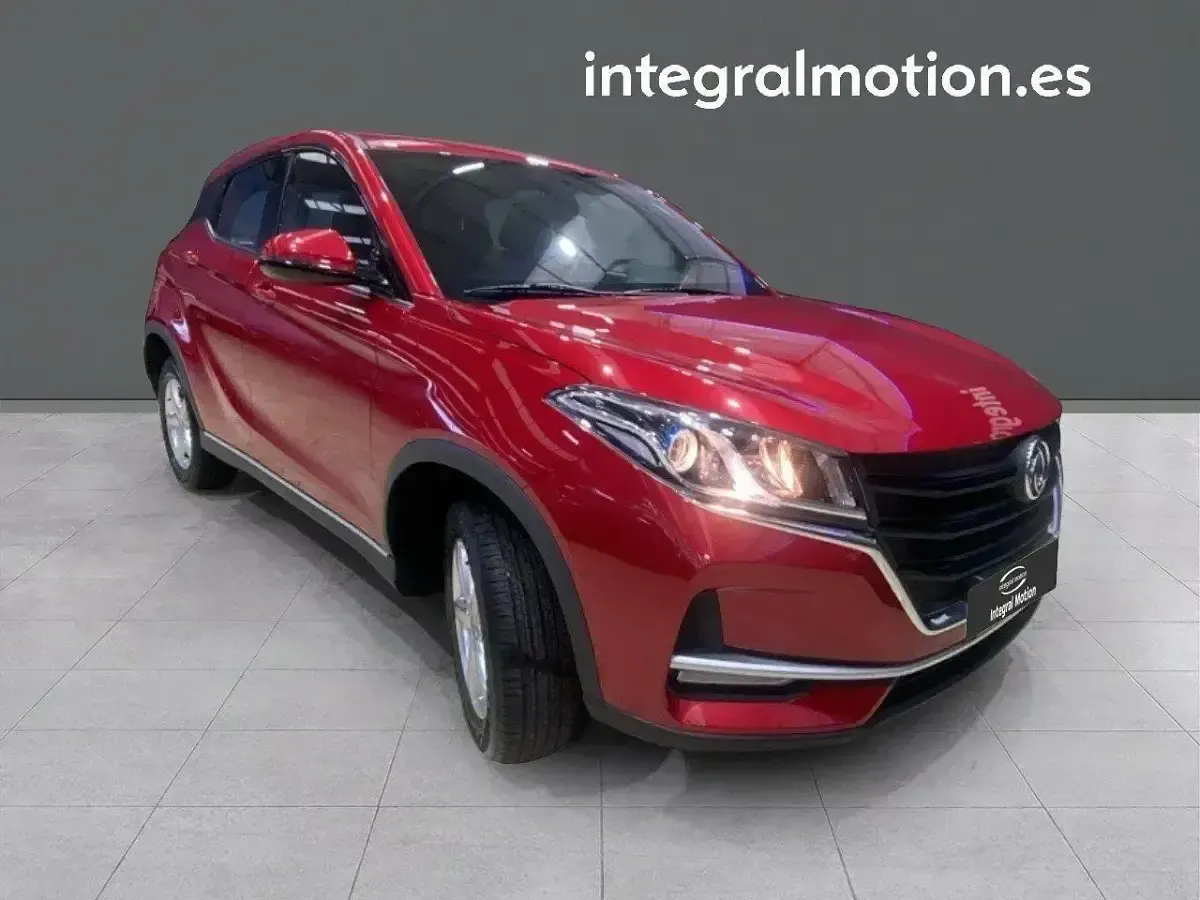 Nuevo DFSK 500 106 CV (77 kW) 2025 Rojo SUV